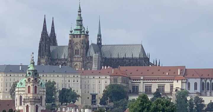 TES Prag